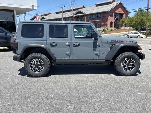 New 2026 Jeep Wrangler Unlimited Rubicon AWD/4WD image 38