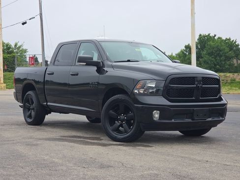 Used 2018 RAM 1500 Big Horn AWD/4WD image 2