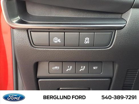 Used 2025 MAZDA MAZDA3 s FWD image 20