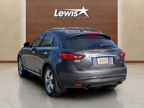 Used 2010 INFINITI FX35 2WD w/ Navigation Pkg image 3