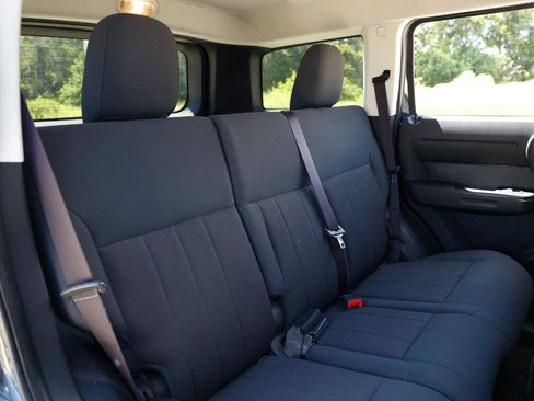 Used 2011 Dodge Nitro Heat AWD/4WD image 14