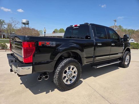 Used 2020 Ford F250 Lariat w/ Lariat Ultimate Package image 6
