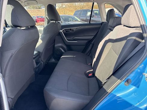 Used 2019 Toyota RAV4 LE image 23