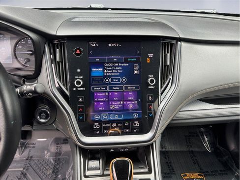 Used 2022 Subaru Outback Wilderness w/ Wilderness Package image 12