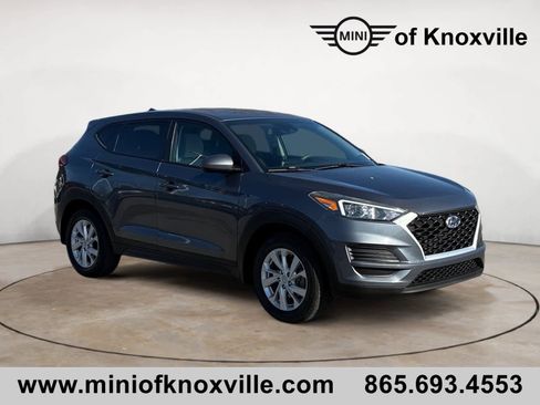 Used 2019 Hyundai Tucson SE image 1