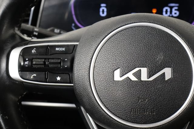 Certified 2025 Kia Sportage EX FWD image 8