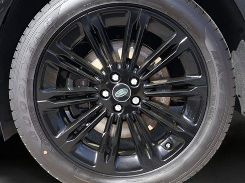 New 2026 Land Rover Range Rover Evoque S AWD/4WD image 9