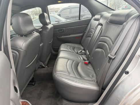 Used 2005 Buick Century Custom image 15