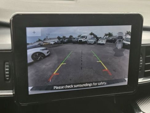 Used 2022 Ford Explorer ST image 18