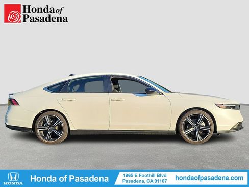 Certified 2025 Honda Accord Sport image 4