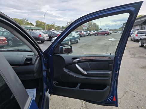 Used 2003 BMW X5 3.0i image 13