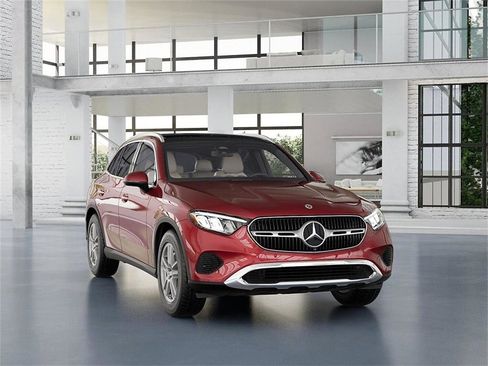 New 2026 Mercedes-Benz GLC 300 4MATIC image 9