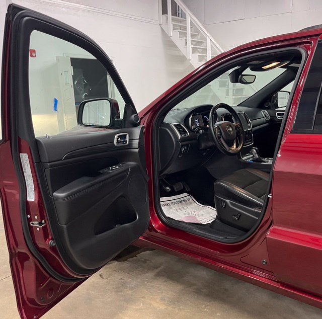 Used 2022 Jeep Grand Cherokee Laredo X AWD/4WD image 21