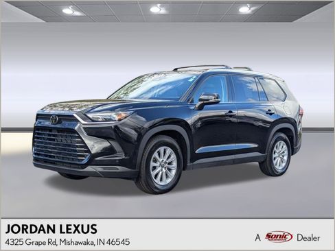 Used 2024 Toyota Grand Highlander XLE image 1