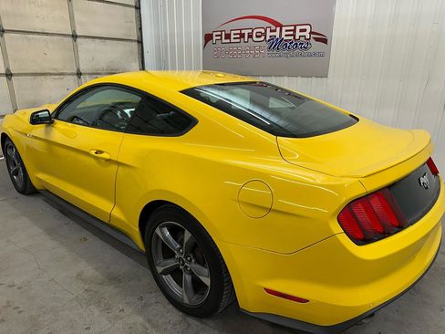 Used 2015 Ford Mustang Premium RWD image 3