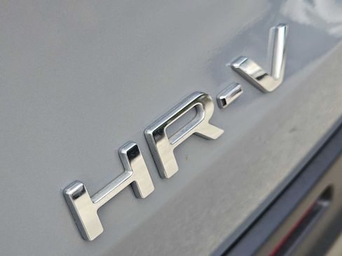 Used 2024 Honda HR-V Sport image 11