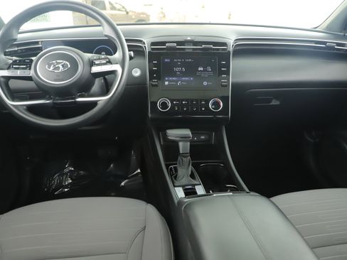 Used 2023 Hyundai Santa Cruz SEL w/ Activity Package image 17