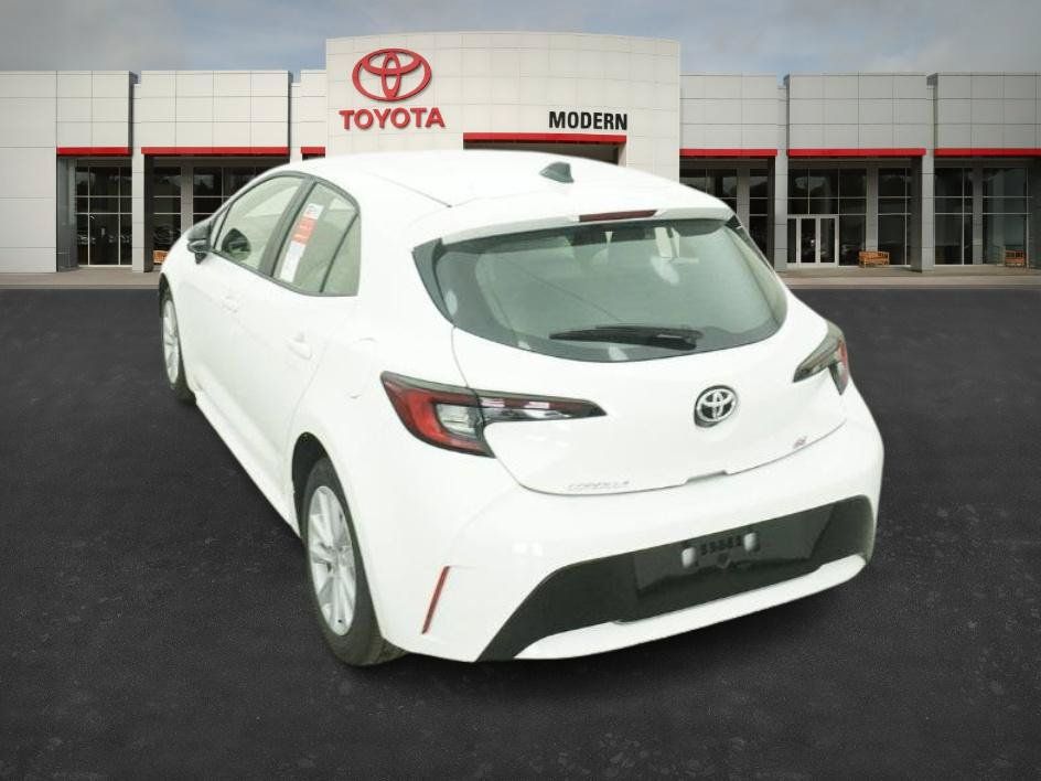 New 2026 Toyota Corolla SE FWD image 15
