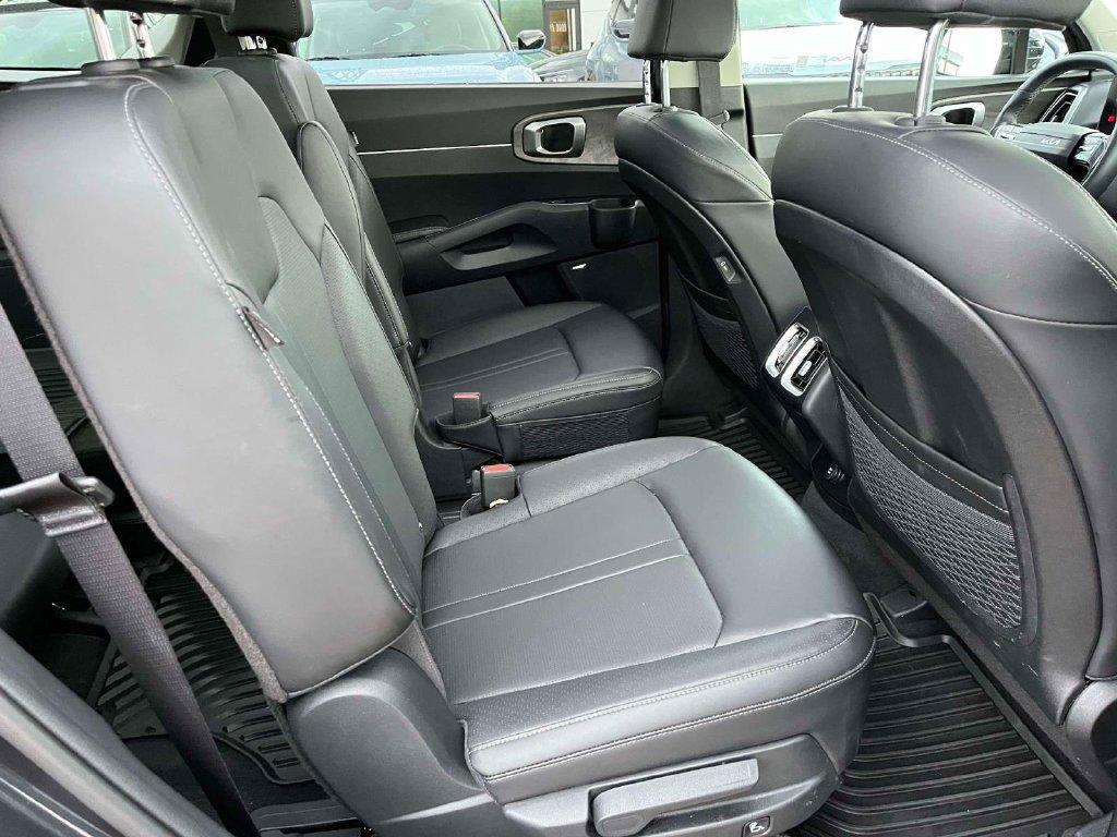 Certified 2026 Kia Sorento X-Line EX AWD/4WD image 11