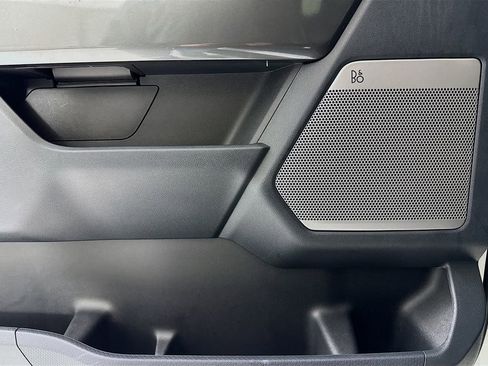 Used 2023 Ford F150 Lariat w/ Equipment Group 502A High image 16