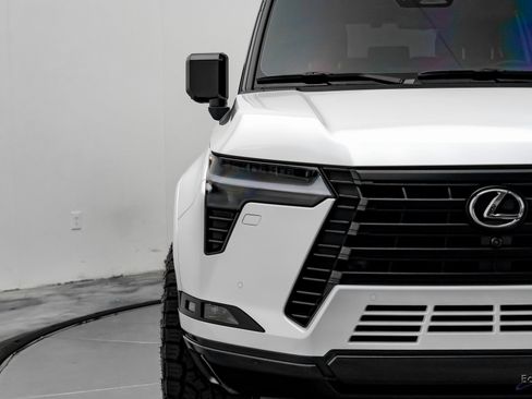 Used 2025 Lexus GX 550 image 28
