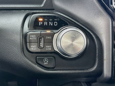 Used 2023 RAM 1500 Laramie AWD/4WD image 17