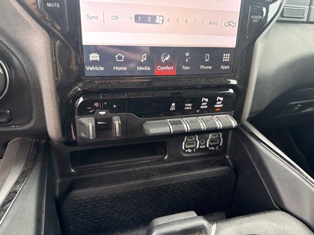 Used 2024 RAM 1500 Big Horn AWD/4WD image 12