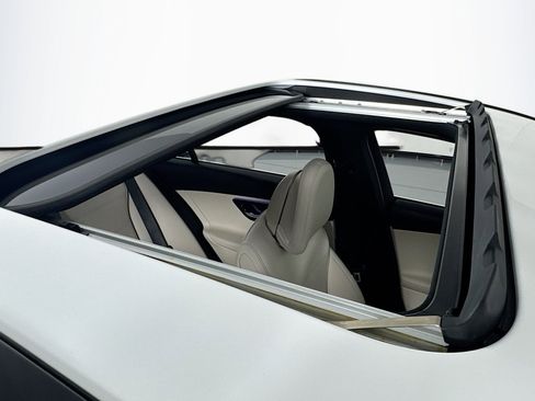 Certified 2024 Mercedes-Benz C 300 Sedan image 22