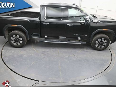 Used 2024 GMC Sierra 2500 Denali w/ Denali Reserve Package image 21