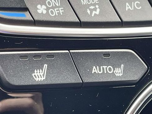 Used 2025 Acura RDX SH-AWD w/ Technology Package image 29