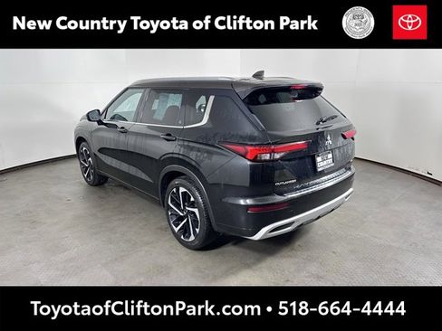 Used 2023 Mitsubishi Outlander SEL 40th Anniversary image 5