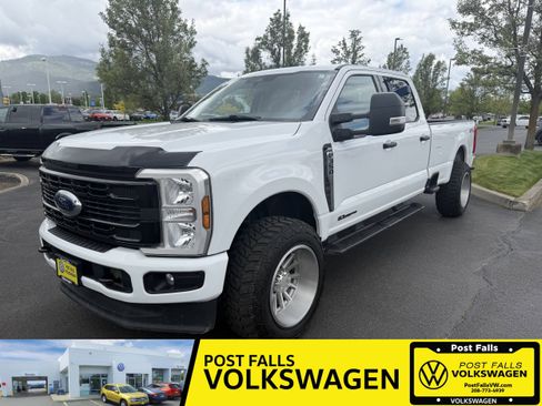 Used 2024 Ford F350 XLT AWD/4WD image 1