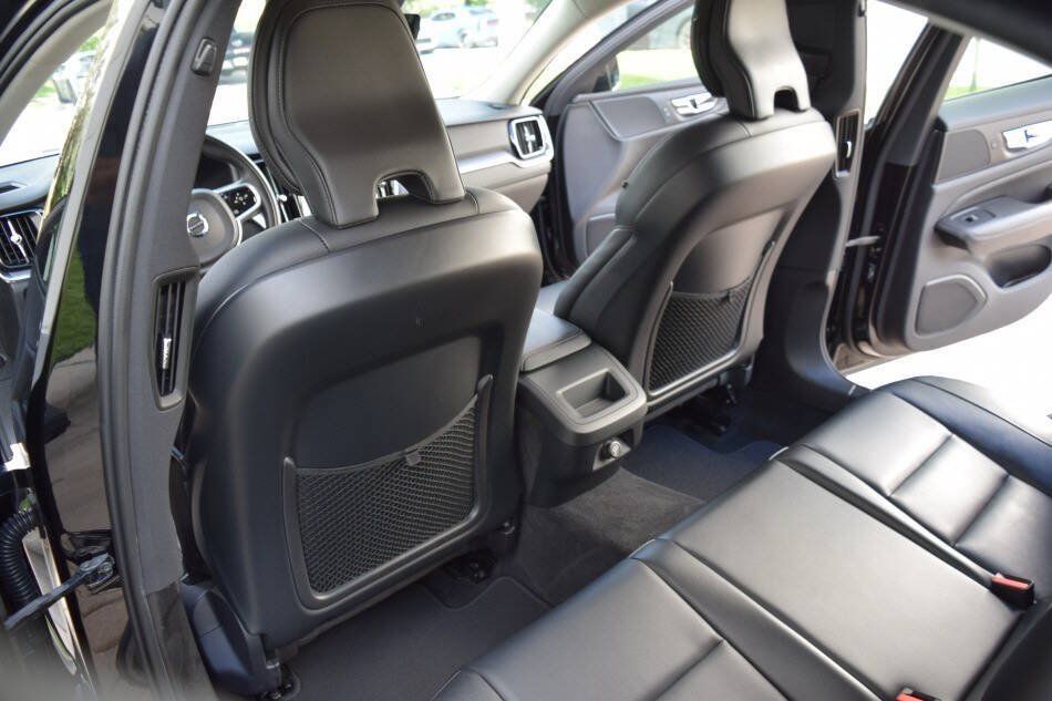 Used 2019 Volvo S60 T5 Momentum w/ Premium Package FWD image 47