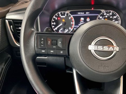 Used 2023 Nissan Rogue SV AWD/4WD image 22