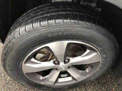 Used 2022 Jeep Cherokee Limited image 22