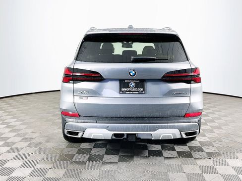 Used 2026 BMW X5 xDrive40i w/ Climate Comfort Package image 7