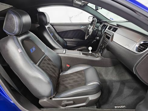 Used 2014 Ford Mustang GT Premium w/ GT Track Package RWD image 2