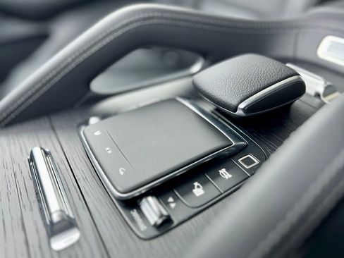 Certified 2026 Mercedes-Benz GLS 450 4MATIC image 22