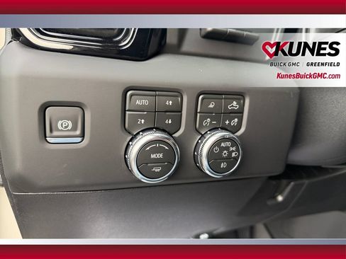 New 2026 GMC Sierra 2500 AT4X AWD/4WD image 29