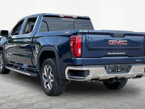 Used 2023 GMC Sierra 1500 SLT w/ SLT Premium Package AWD/4WD image 4