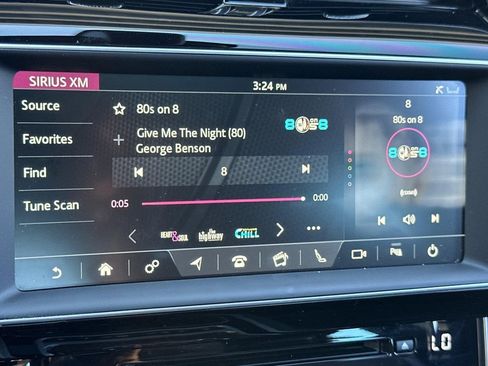 Used 2017 Jaguar XE First Edition image 24