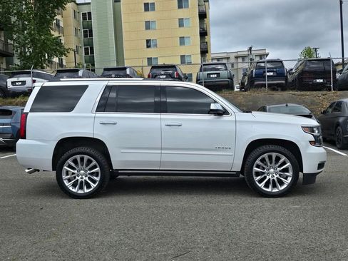 Used 2019 Chevrolet Tahoe Premier w/ Premier Plus Edition AWD/4WD image 9