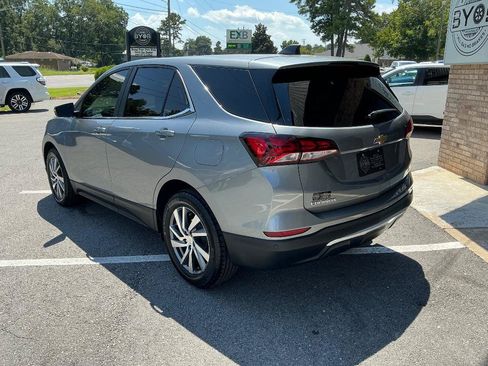 Used 2024 Chevrolet Equinox LT FWD image 3