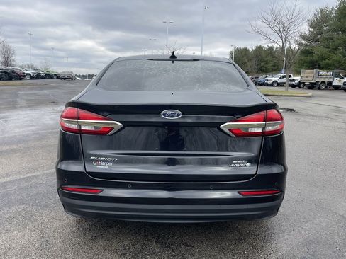 Used 2019 Ford Fusion SEL image 4