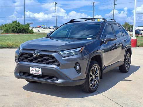 Certified 2025 Toyota RAV4 XLE Premium AWD/4WD image 3