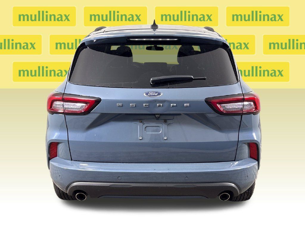 Certified 2024 Ford Escape ST-Line w/ Tech Pack #1 FWD image 9