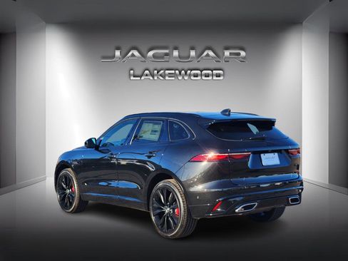 New 2026 Jaguar F-PACE R-Dynamic S image 3