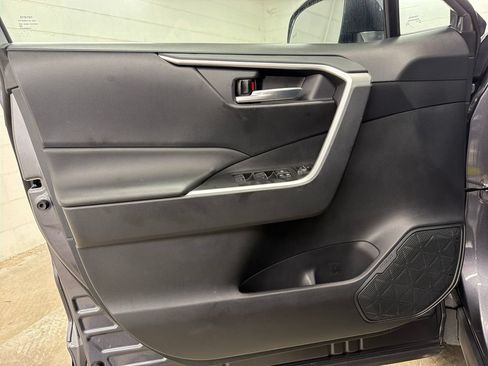 Used 2025 Toyota RAV4 XLE Premium FWD image 17