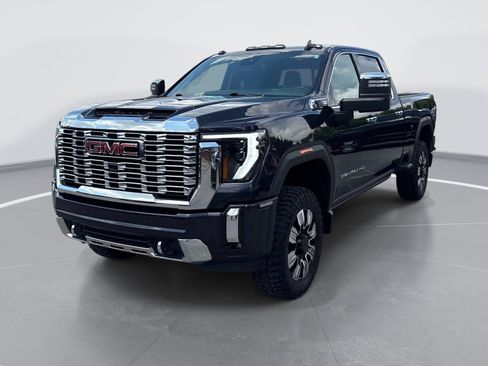 Used 2025 GMC Sierra 2500 Denali w/ LPO, GMC Protection Package AWD/4WD image 3