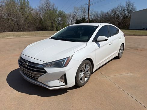 Used 2020 Hyundai Elantra SEL w/ Cargo Package (C1) image 1
